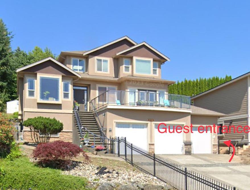 Private 2 Bedrooms Suite Near Hwy 1, Cultus Lake, Heritage Park, Fishing, Coliseum Chilliwack Kültér fotó