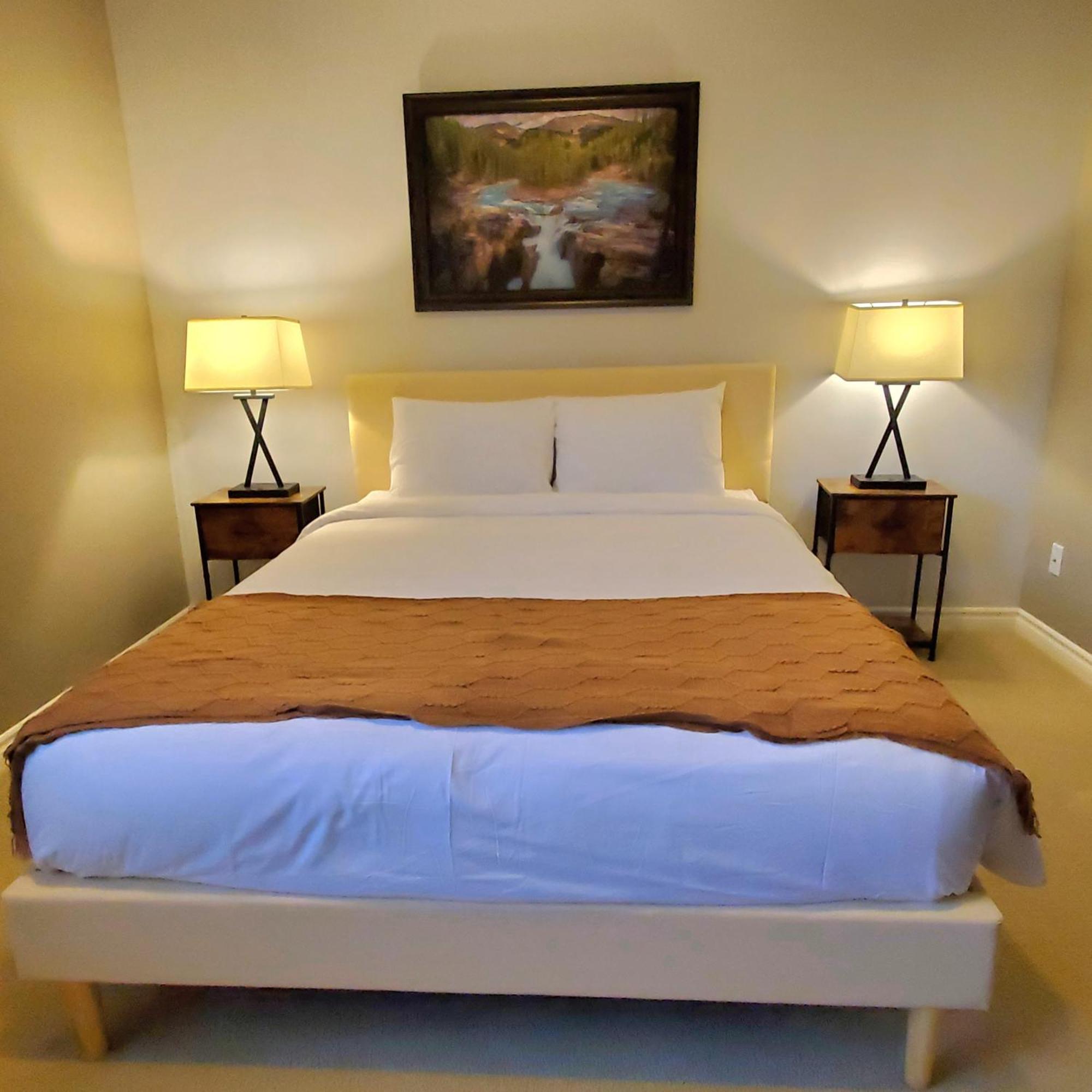 Private 2 Bedrooms Suite Near Hwy 1, Cultus Lake, Heritage Park, Fishing, Coliseum Chilliwack Kültér fotó