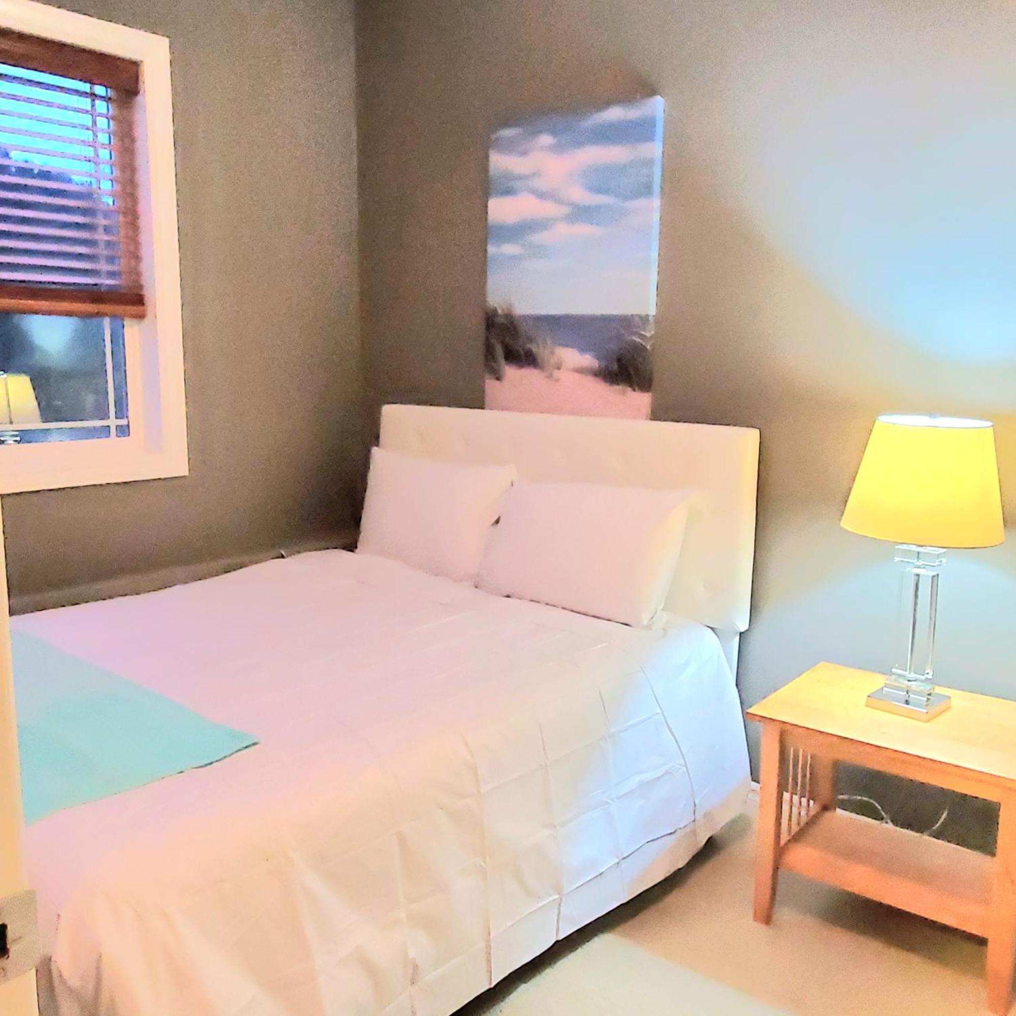 Private 2 Bedrooms Suite Near Hwy 1, Cultus Lake, Heritage Park, Fishing, Coliseum Chilliwack Szoba fotó