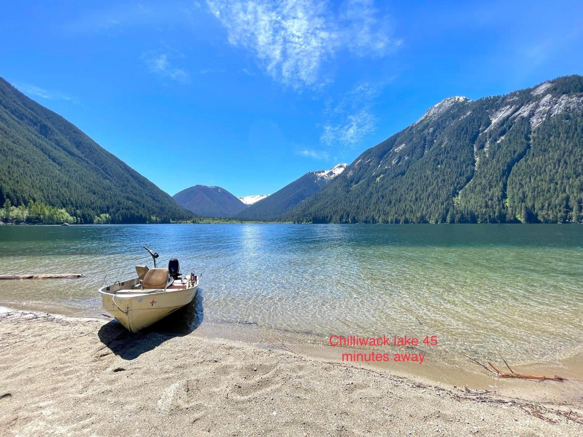Private 2 Bedrooms Suite Near Hwy 1, Cultus Lake, Heritage Park, Fishing, Coliseum Chilliwack Kültér fotó